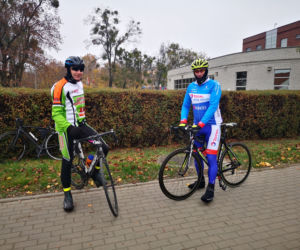 Iławscy rowerzyści uczcili 11 listopada