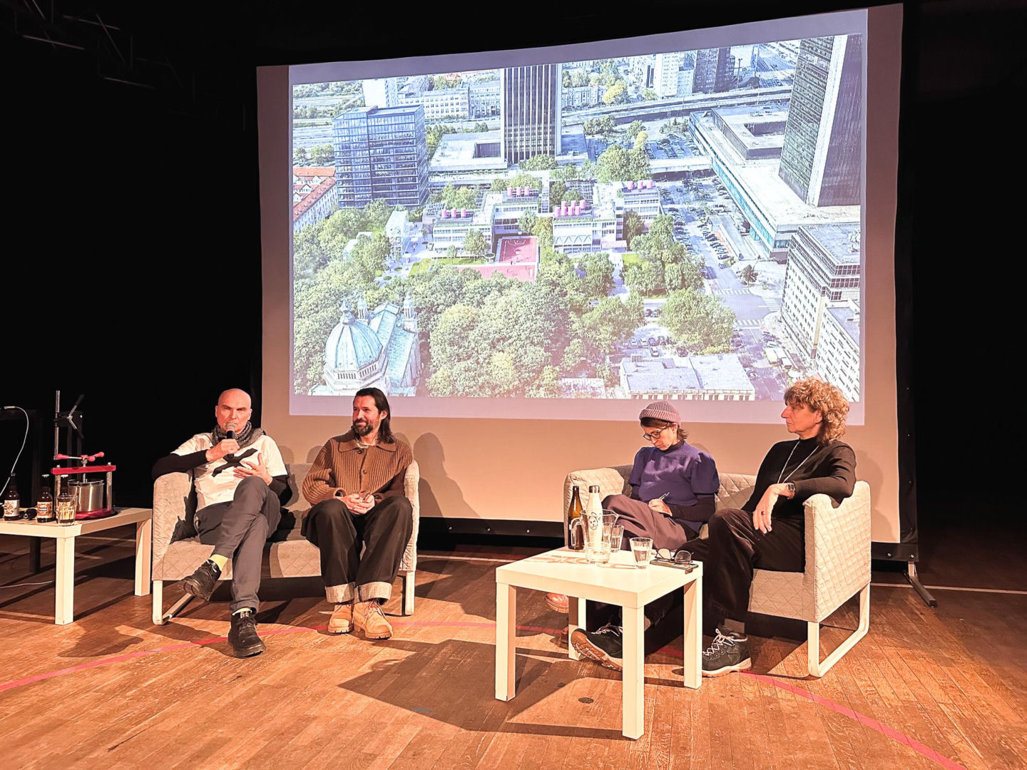 Plan Szczególny do Planu Ogólnego. Wydarzenie w Komunie Warszawa