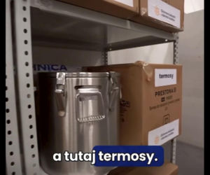 Schron powstaje w metrze. Tysiące łóżek, koców i śpiworów!