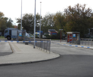 Zamknęli pętlę autobusową przez tajemniczy bidon. Interwencja pirotechników trwała kilka godzin