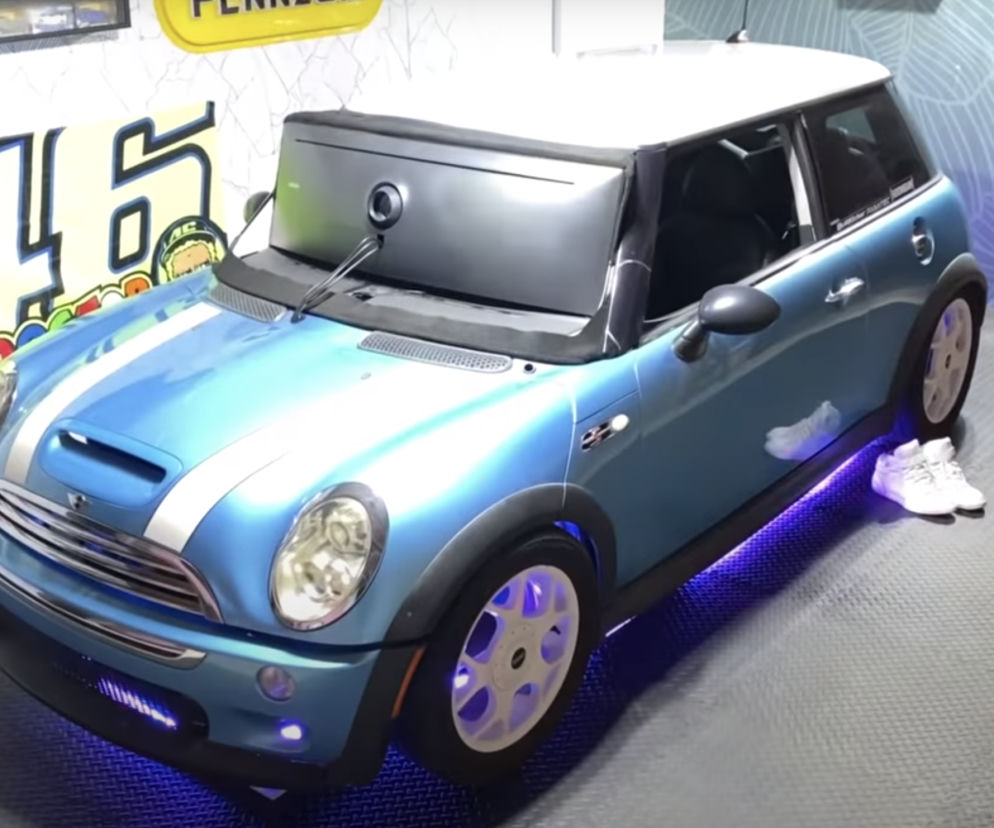 Mini Cooper S przerobiony na symulator