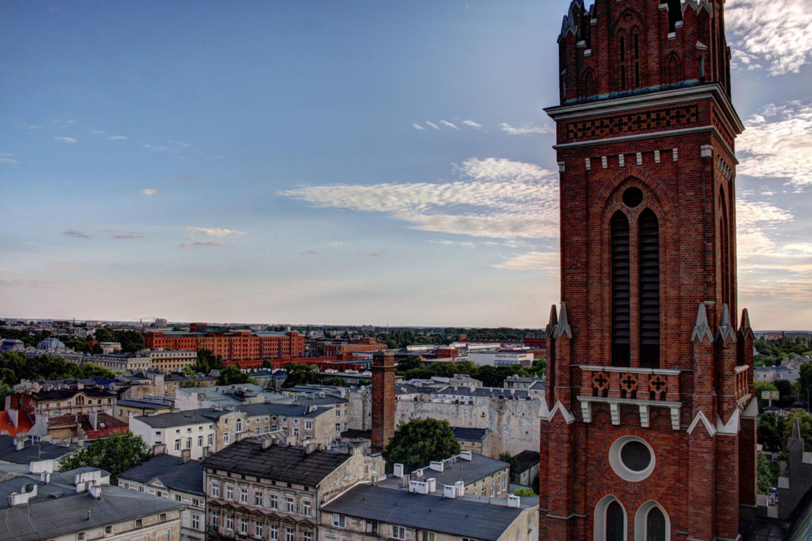 Widoki z wież kościoła na Placu Kościelnym