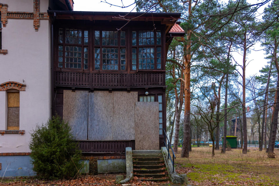 Konstancin-Jeziorna. Opuszczone wille - zobacz zdjęcia rezydencji, które kiedyś zachwycały