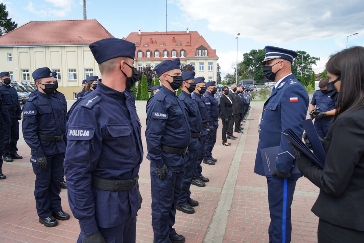 44 nowych policjantów w województwie kujawsko-pomorskim