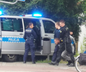 Szaleniec na ulicach Świnoujścia