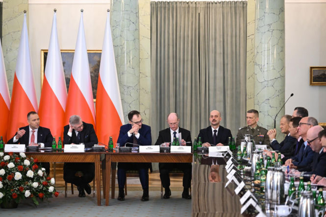 Lawina komentarzy. W sieci zawrzało po wystąpieniu Nawrockiego na RBN