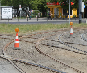 Mieszkańcy o remoncie na Grochowskiej: Najwyższy czas!