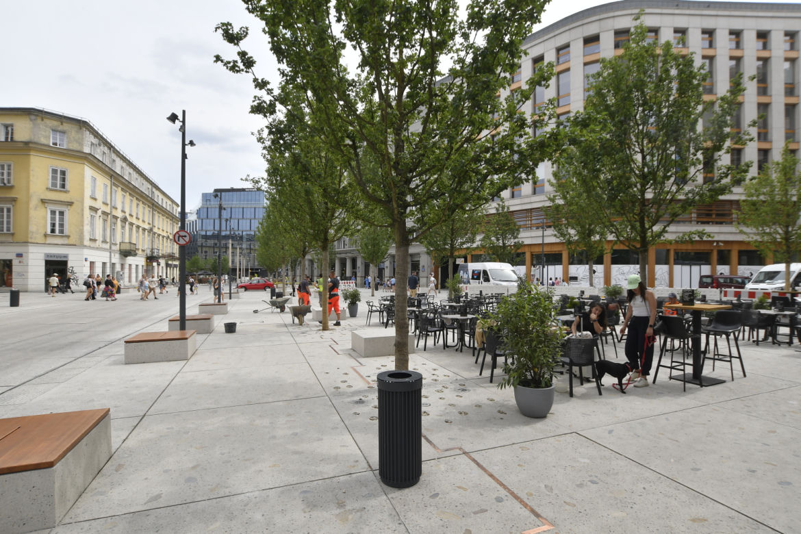 Kamery będą strzegły zakazu wjazdu na nowy Plac Pięciu Rogów. Rewolucja drogowców
