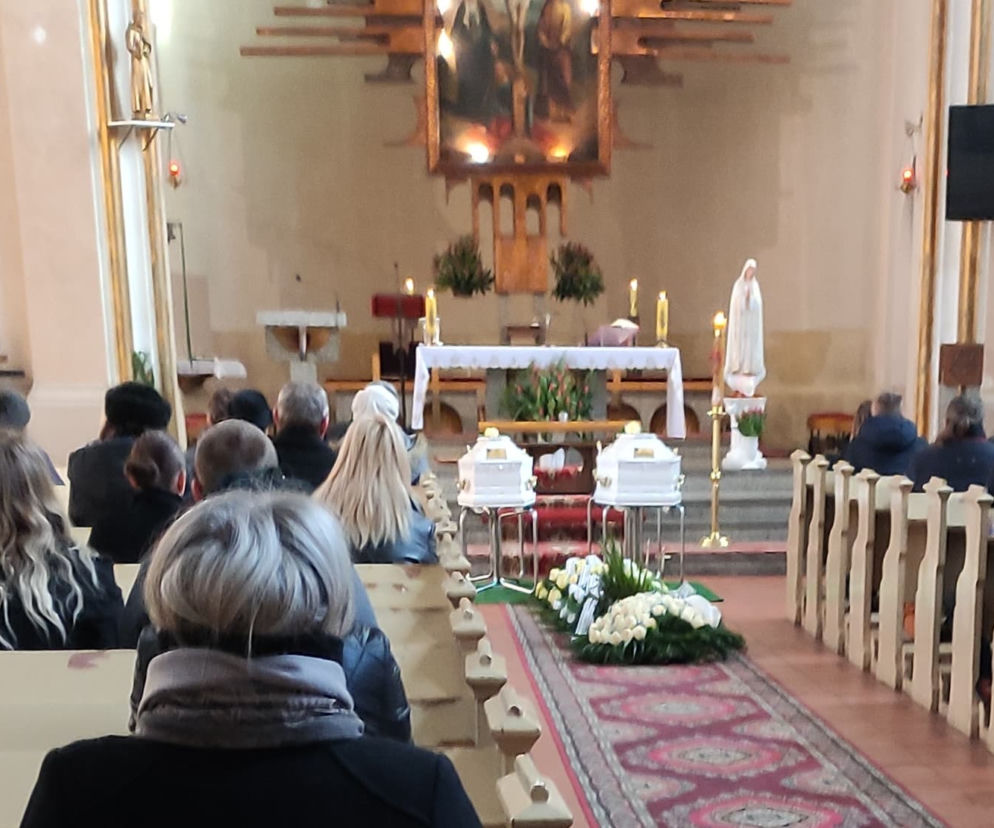 Pogrzeb Jasia i Wojtusia w Turzanach. Dzieci Katarzyny W. to ofiary wstrząsającego morderstwa