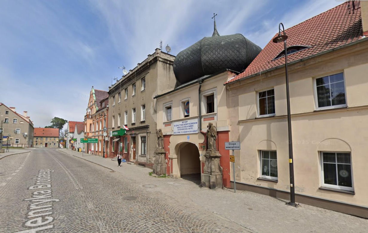 Tu zapisano pierwsze zdanie po polsku. To miejsce leży na Dolnym Śląsku