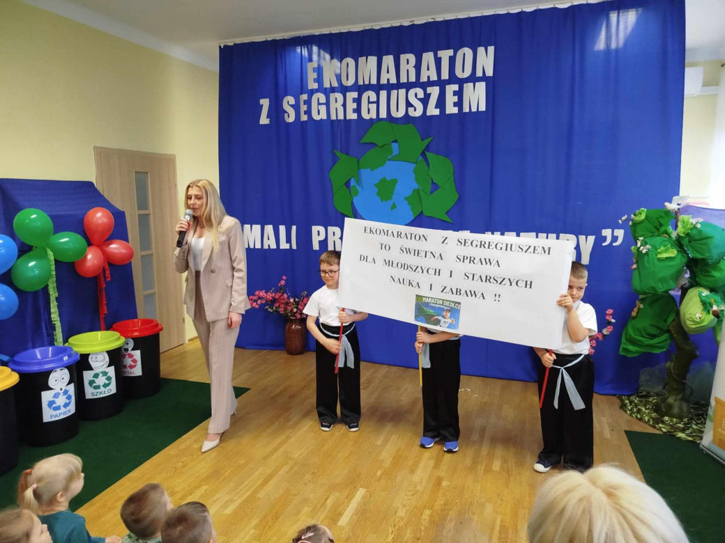Program jest częścią projektu „EKOmaraton Siedlce z Segregiuszem” promującego edukację ekologiczną wśród najmłodszych poprzez zabawę