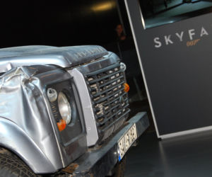 Land Rover Defender w filmie SkyFall