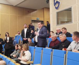 Protest rolników na spotkaniu z ministrem rolnictwa na Uniwersytecie w Siedlcach