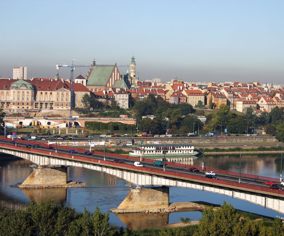 Problem mieszkańców budynku komunalnego na Ursynowie! Radny domaga się reakcji