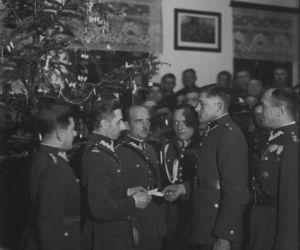 Wigilia w batalionie sztabowym Ministerstwa Spraw Wojskowych w Warszawie