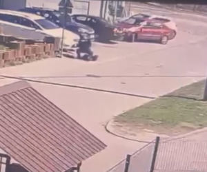 Sprawca celował w kierowcę i uszkodził jego auto, po czym próbował uciec