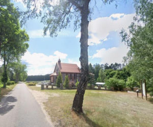 Ta nazwa wsi w woj. warmińsko-mazurskim kojarzy się z zimą. Kojarzy się z lodowatym chłodem