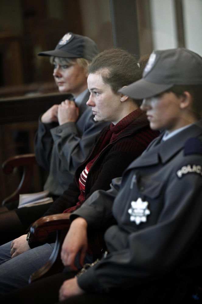 3-letni Bartuś zabity przez ojczyma. Miażdżył mu genitalia! Obnażone zdjęcia skatowanego dziecka w sieci