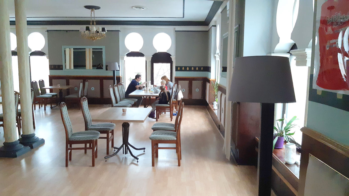 Restauracja zamieniła się w studio telewizyjne