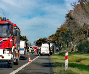 Tragiczny wypadek w Ostaszewie. Nagły manewr i straszna śmierć kierowcy