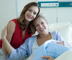 Przyjaciółki 6 sezon odc. 65 (odc. 3). Patrycja (Joanna Liszowska), Zuza (Anita Sokołowska)