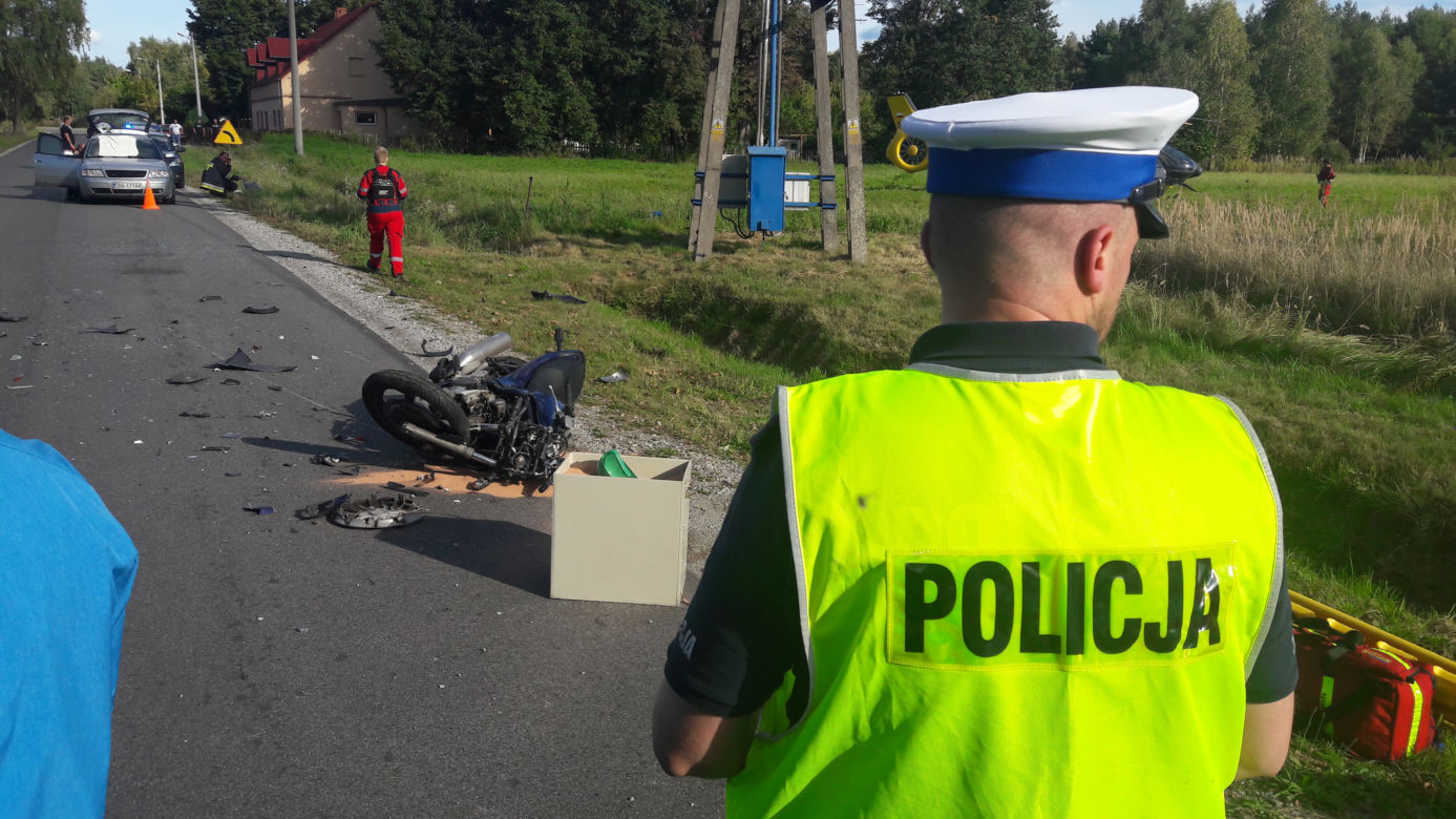 Policjant zginął pod Namysłowem! Żona i dzieci w żałobie (ZDJĘCIA]
