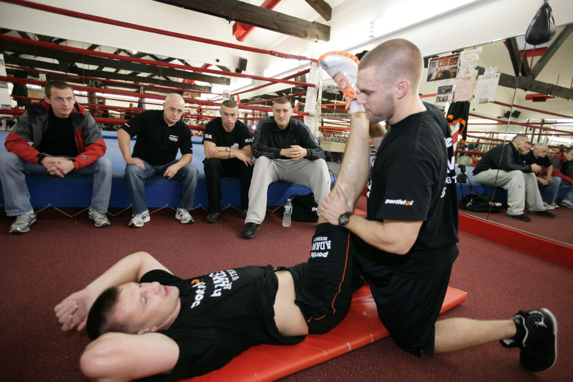 Tomasz Adamek, trening na smyczy