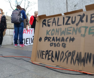 Manifestacja poparcia dla protestujących w Sejmie
