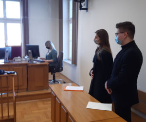 Licealista stanął przed sądem za udział w strajku kobiet