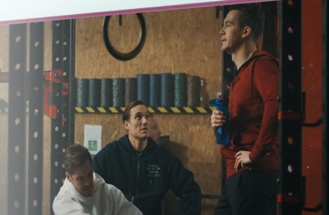 M jak miłość odc. 1924. Marcin (Mikołaj Roznerski), Olek (Maurycy Popiel), Jakub Karski (Krzysztof Kwiatkowski)