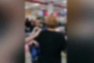 Zorganizowali wieczór panieński w pracy i wrzucili go do sieci. Kilka osób już zwolniono!