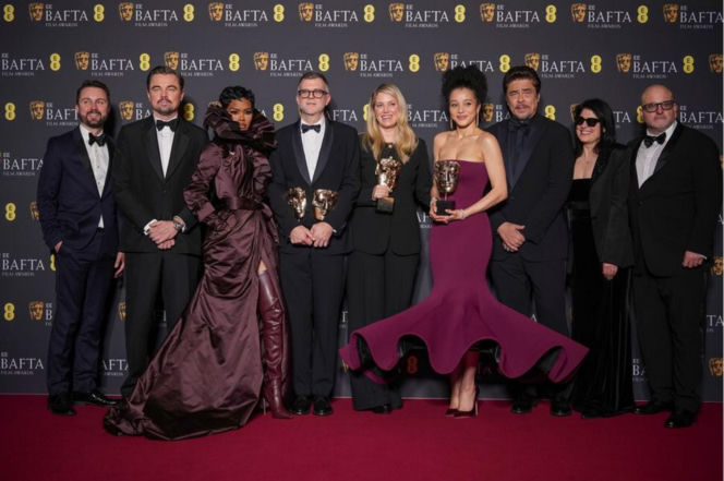 Gwiazdy przebrane za abażury na Bafta. Kto się popisał najlepszą kreacją?