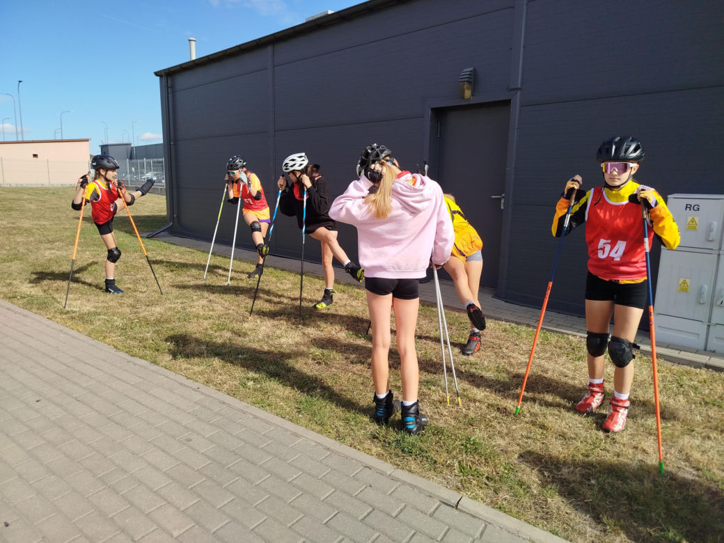 Zawody o Puchar Polski na nartorolkach Marwe Cup 2025 zostały zainaugurowane w Siedlcach