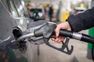 Hurtowe ceny paliw 01.09.2026. Czas na oddech dla kierowców czy cisza przed burzą?