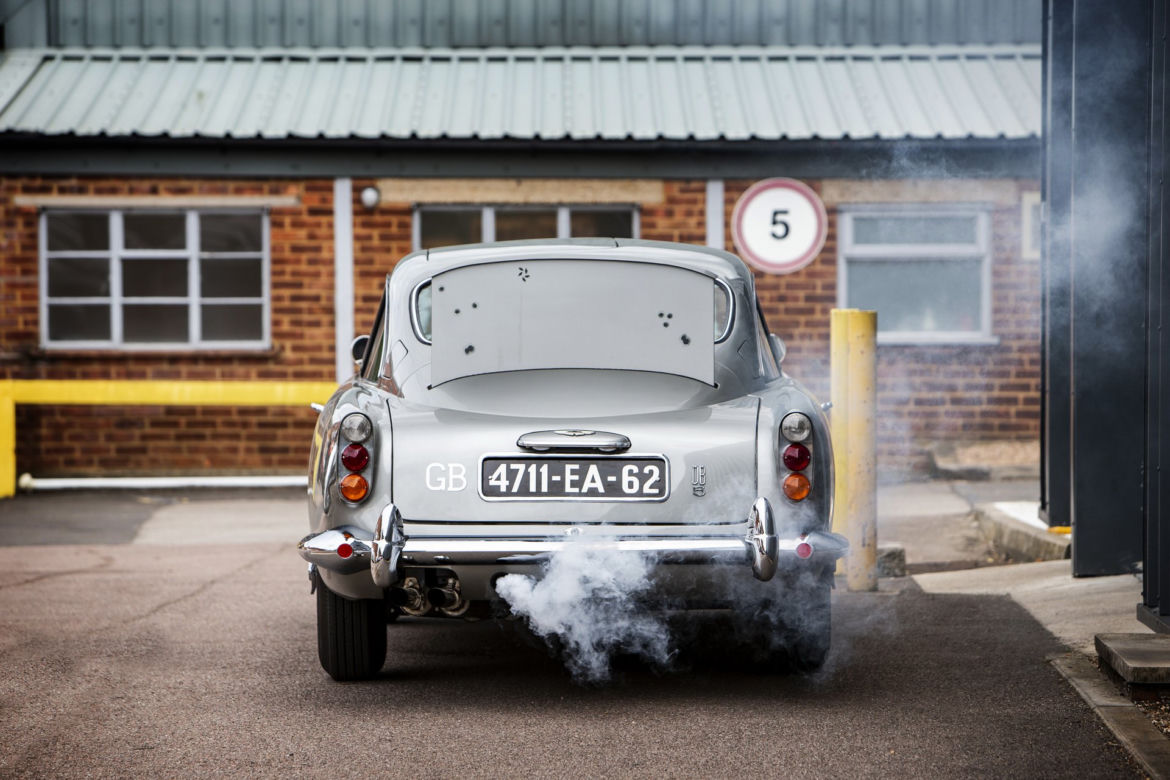Oryginalny Aston Martin DB5 Jamesa Bonda