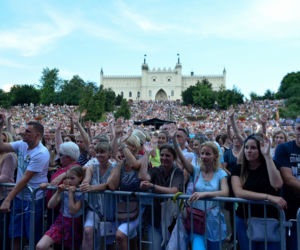 Koncert Chwały w Lublinie. Tłumy na Placu Zamkowym w Boże Ciało