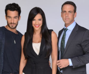 Santa Diabla. Santiago Cano (Aaron Diaz), Humberto Cano (Carlos Ponce), Santa Martinez/ Amanda Braun (Gaby Espino)