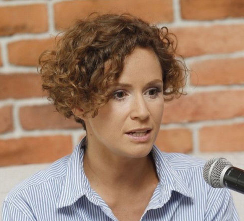 MONIKA MROZOWSKA