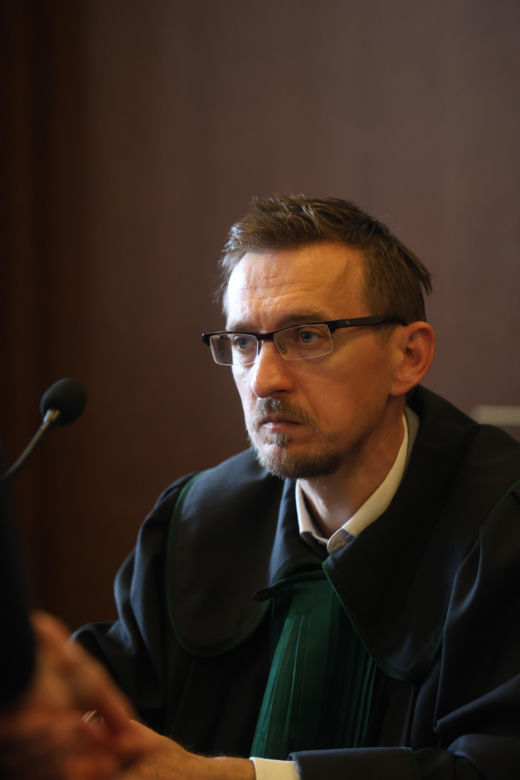 „Czekałem, aż umrze”. Cztery ciała przy Grzybowskiej w Warszawie. Świadkowie znikają przed rozprawą