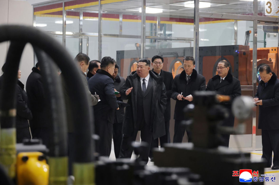 Kim Dzong Un znów grozi atomem. "System wrogów załamie sę natychmiast"