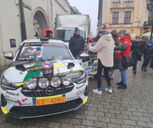 34. finał WOŚP w Krakowie. Legendarne pojazdy ZŁOMBOL na Małym Rynku