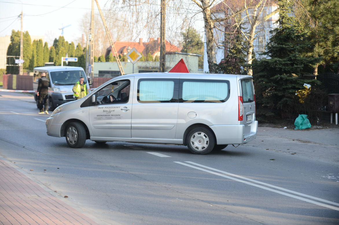 Zginęła 9-letnia dziewczynka, którą potrąciła karetka