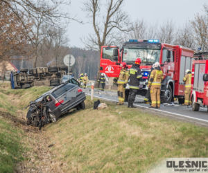 Straszny wypadek pod Wrocławiem. Młody kierowca nie żyje, 20-latka w stanie krytycznym