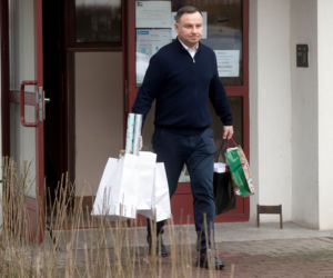 Duda da mieszkanie córce
