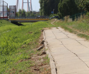 Nieudany remont chodnika