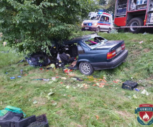Horror pod ŁOWICZEM! Z auta nic nie zostało