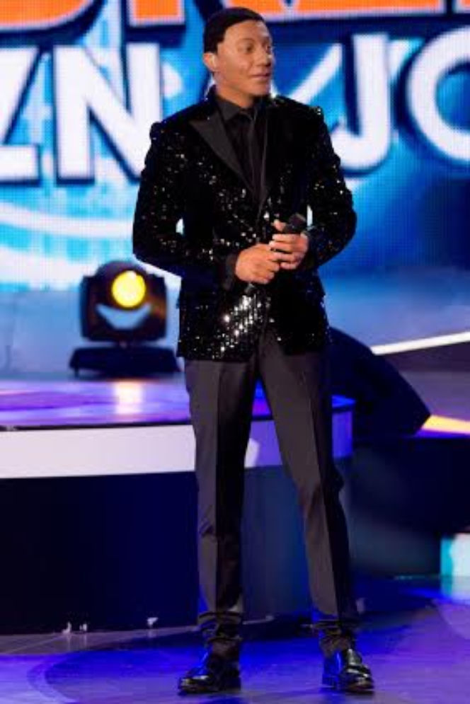 TTBZ5 Mariusz Totoszko Pharell William Get Lucky