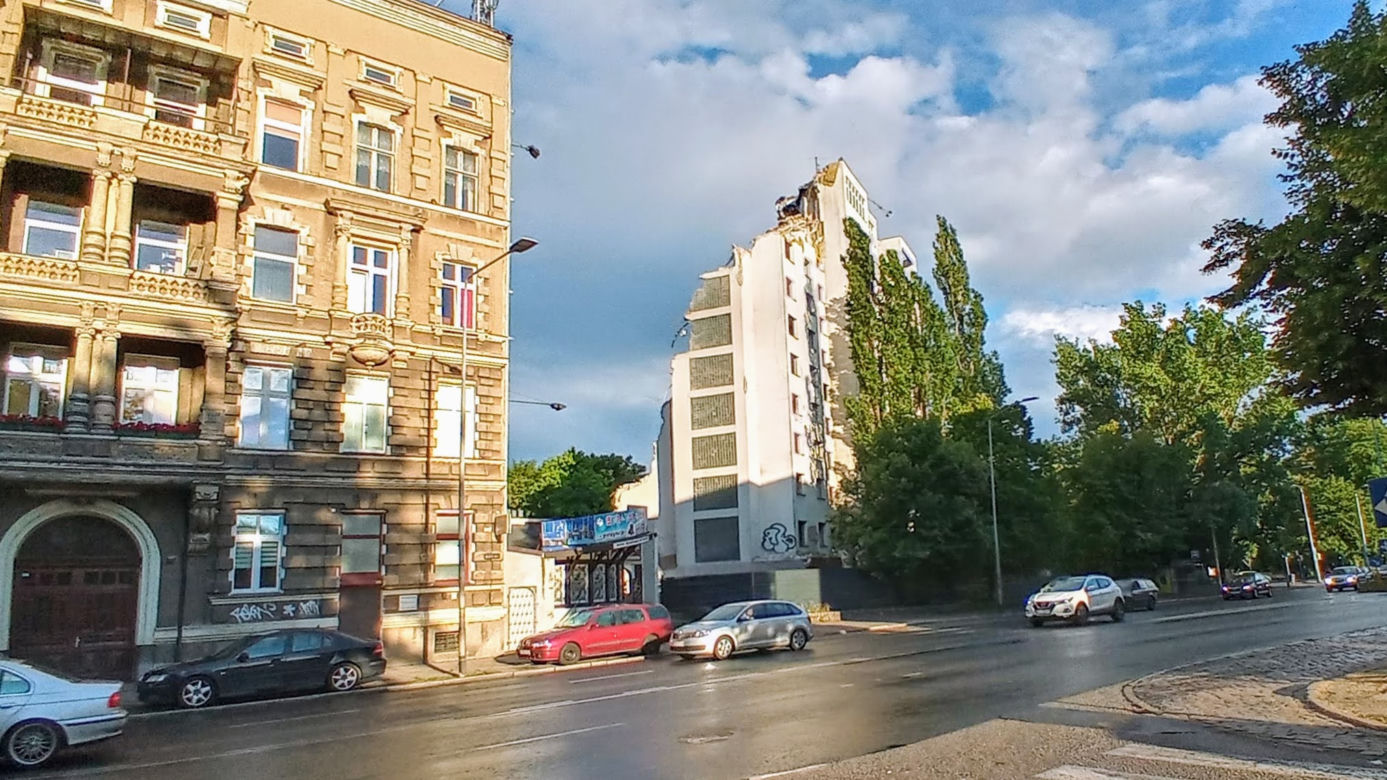 Rozbiórka Domu Marynarza - lipiec 2020