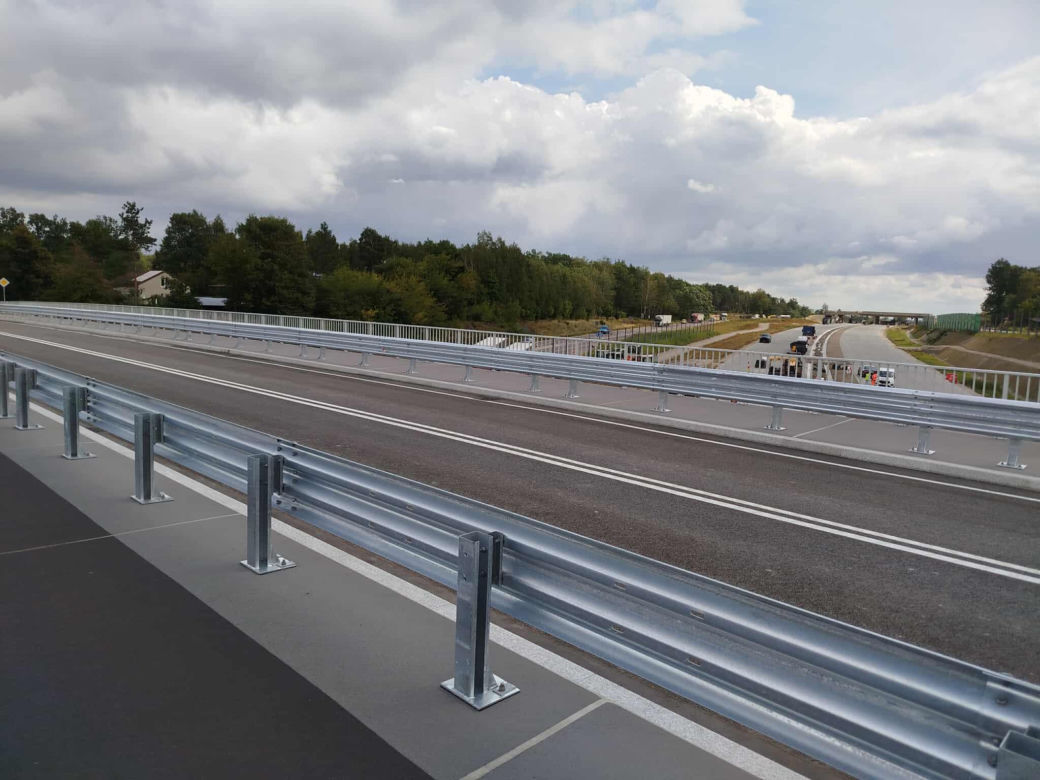 Nowy wiadukt na A2 w ciągu ul. Domanickiej w Siedlcach jest już otwarty i przejezdny