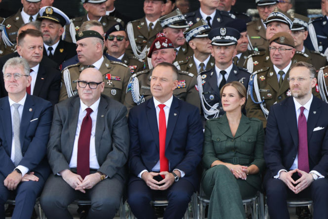 Marta Nawrocka podczas defilady